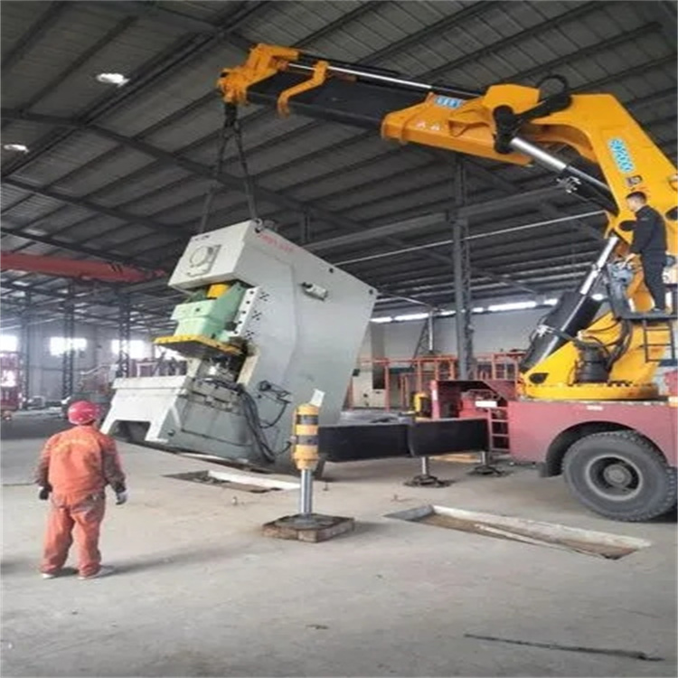 禅城80吨折臂吊车出租附近电话