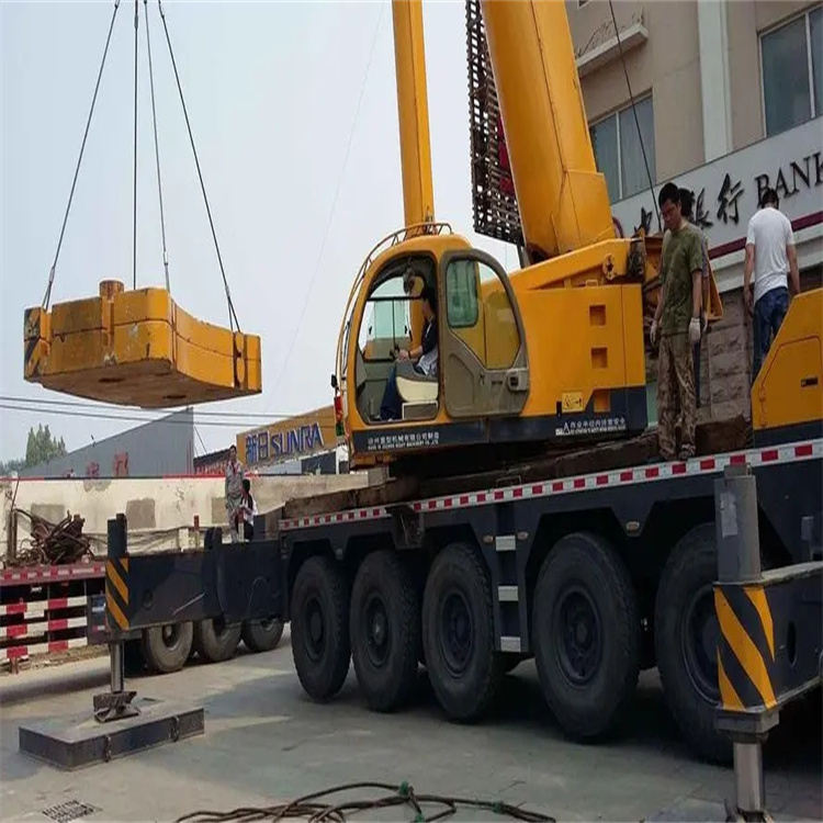 禅城当地吊车出租|机器吊装|75吨|工厂搬迁服务